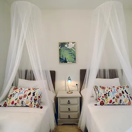 Mirador Bermuda Beach 8 Appartement *